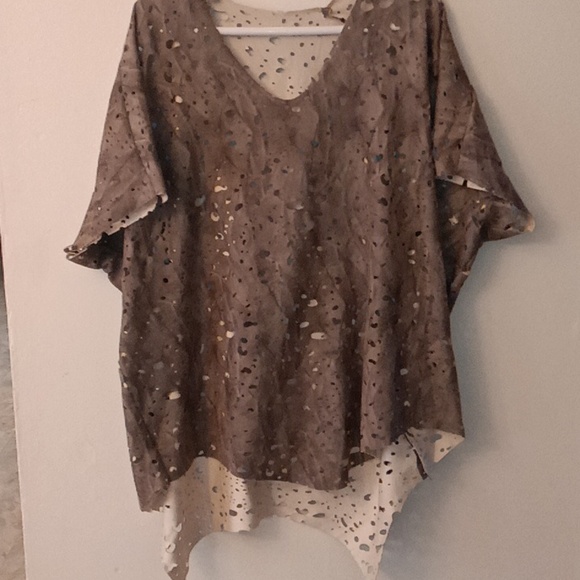 SKIF Vegan Suede Pebbles Taupe Tunic - Picture 1 of 3
